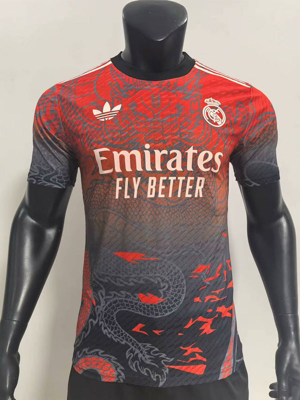 CAMISOLA REAL MADRID EDICAO ESPECIAL RED AND BLACK DRAGON (VERSÃO JOGADOR)