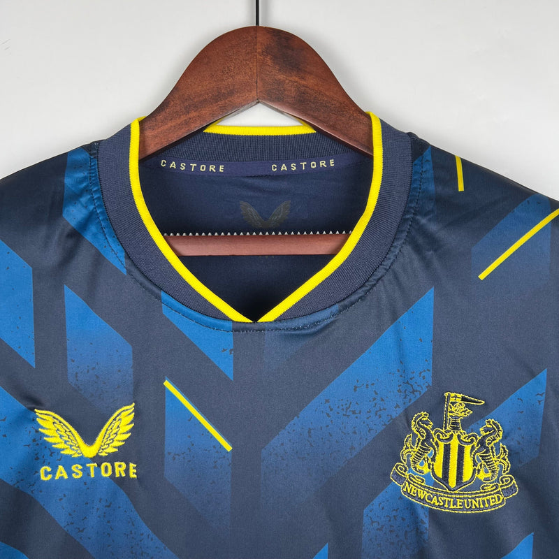 CAMISOLA NEWCASTLE IlI 23/24 homem