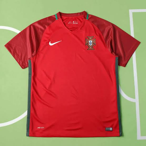 CAMISOLA PORTUGAL 2016 homem (RETRO)