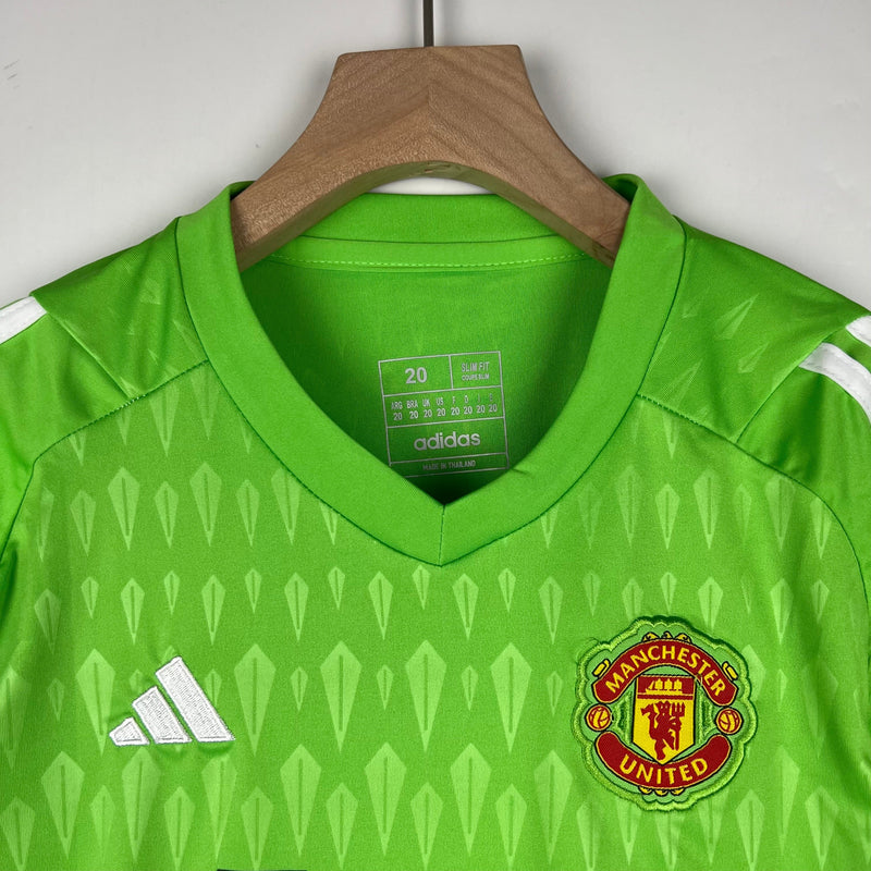 CAMISOLA MANCHESTER UNITED GOLEIRO I 23/24 CONJUNTO INFANTIL