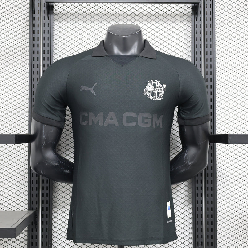 CAMISOLA OLYMPIQUE DE MARSEILLE ESPECIAL EDITION II 24/25 homem (VERSÃO JOGADOR)