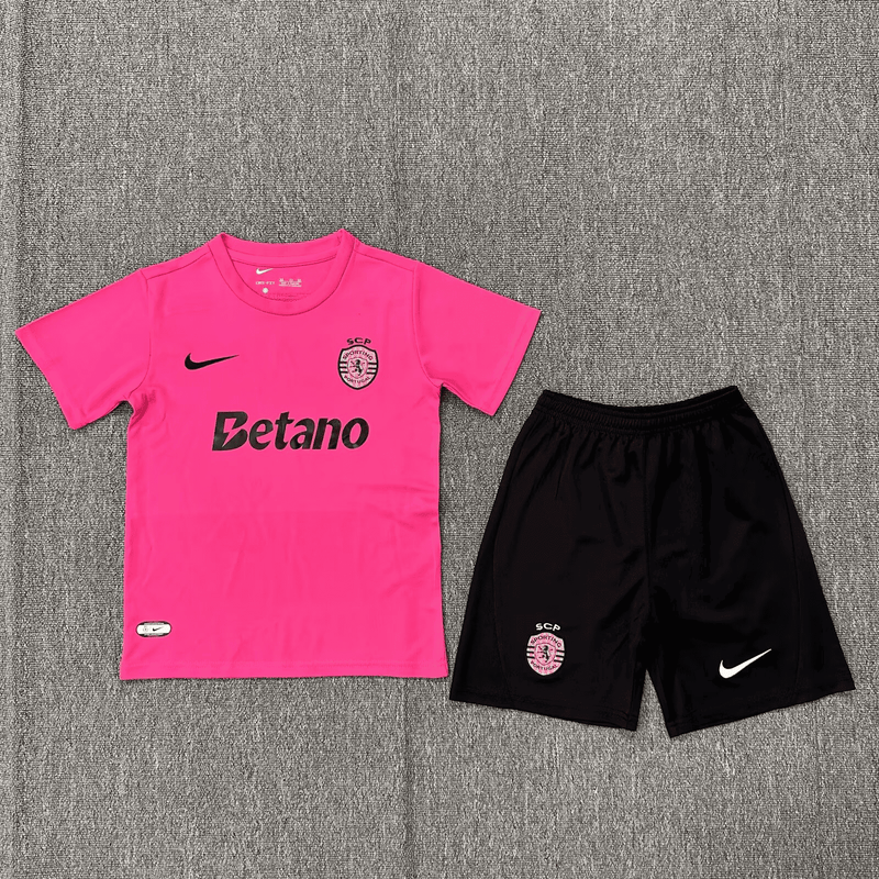 CAMISOLA SPORTING LISBOA OUTUBRO ROSA 24/25 CONJUNTO INFANTIL